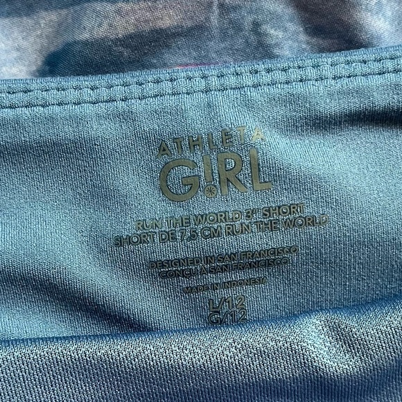 Athleta Girl run the world 3” short size large / 12 - Picture 3 of 4